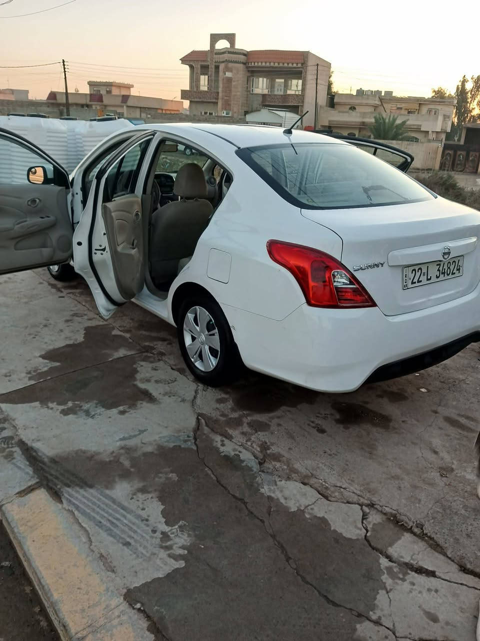 نيسان موديل ٢٠١٦ بدون اي نقص بسمي
رقمي***********
مكاني موصل حدباء سعره ٩٥

