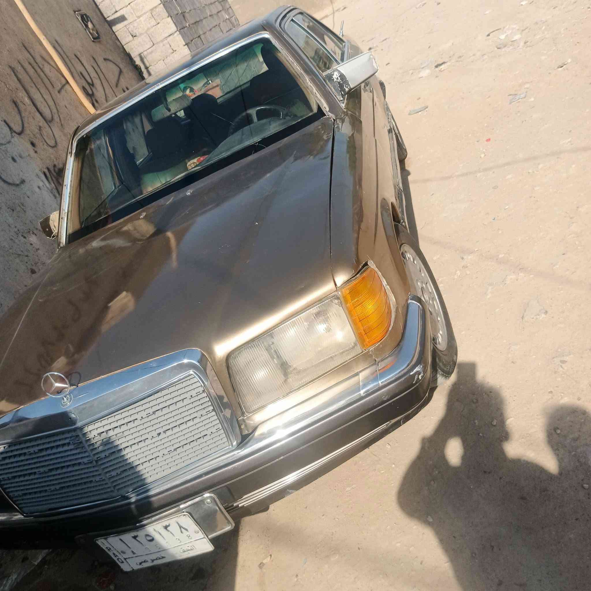 يالله سياره مارسيديس اللبيع سياره جاهزة من كلشي كير ومكينه حداديه كهربايات كله شغاله مجال نحجي المكان النجف الاشرف مراوس ترهم شعدك نزل والرزق عله الله ***********
