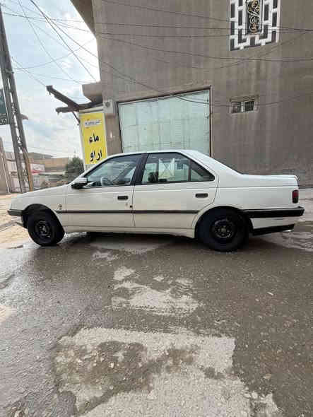 سلام عليكم بيجو 405 موديل 2010لبيع سياره جديده ومكفوله صبغ وتبديل وضربه وبارد كفاله كير مكينه حداديه تبريد كهربائيتها كله جديد مال جناي سياره السعر.  40وبيه مجال حك الجيه ***********
