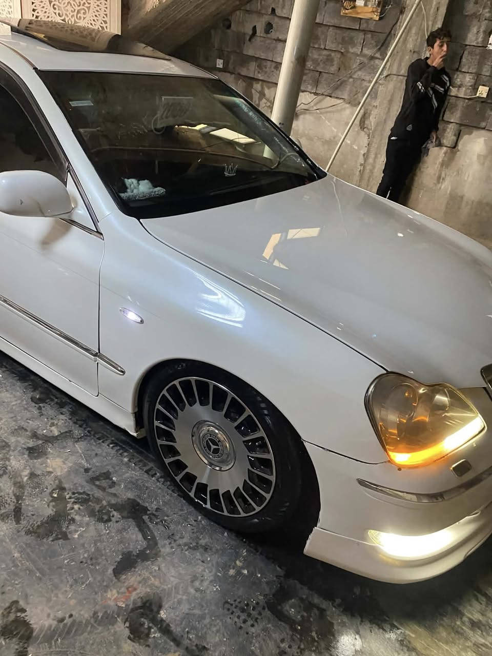 ماجیستا براوە براوە ٢٠٠٥ لۆک  کۆد ی بۆکراوە  بی دەحمو لیدراو بی چالو شوخت شانیسو کەڤەر بەشەرت 
قەپات مواسەفات بەس سلایت نیە ناو قەیسی چوارتایەو ویل مایباخ لۆکی لەسەرە مشتەریت تیلکە بی مەسرەف***********
