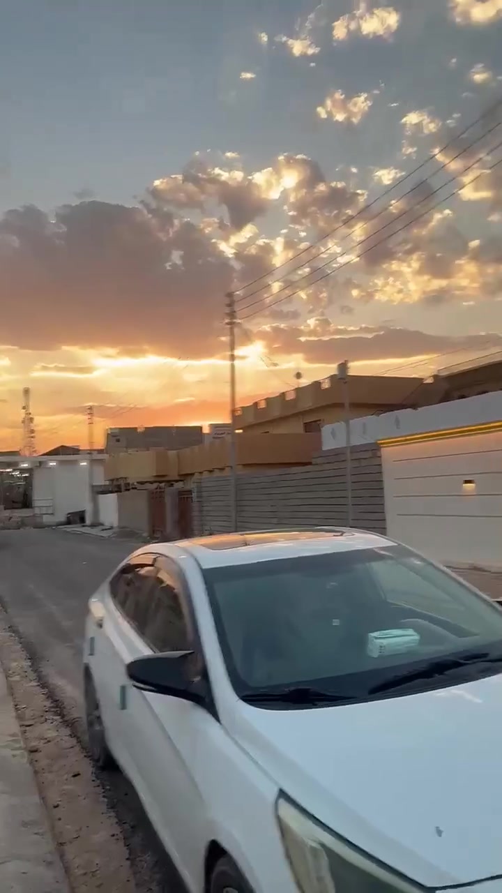 دار للبيع بيجي حي العصري موقع مميز خلف العيادات
 مباشرةً خلف مجمع الطواف مقابل حديقة قرب 
 المستشفى وشارع روتانا 
 طابو ملك 
 مساحة البيت 300م  وشارع تبليط
 طابقين الطابق الاول بلوك والطابق الثاني طابوگ
 الدار متكون من كراج وحديقة و 5 غرف نوم كبار
 واستقبال ومطبخ 
 سحب مغربي البيت بالكامل 

#للأستفسار

***********
