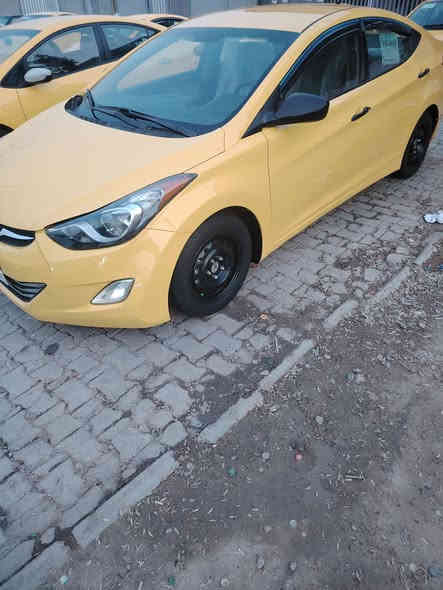 سلام عليكم ورحمة الله وبركاتة  النتره مديل 13 وارد أمريكي حادثه جاملق اليسر والباقي نيبل واحد السيارة حلوة تخم تاير دوشمة كاعية أرضية وأخير من الله رقم بغداد مكينة وكير حاوية مكفولات مكاني بغداد البلديات السعر 107 وبيه مجال الطيبين الرقم الهاتف ***********
