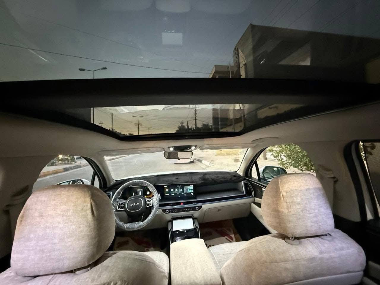 سورنتو 24 فول مكفوله من رصعه وشخط وكلشي كربلاء السعر 300 وبيها مجال 
***********
