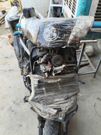 سلام وعليكم اخواني العزاز هاي دراجة اللبيع بس تشتغل وطفة يمكن كابريتر ...