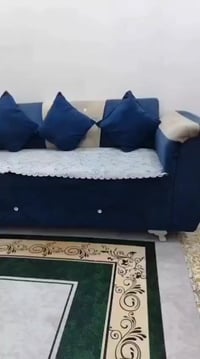 تخم عشر مقاعد نظيف السعر 250وبي مجال الشراي التواصل مع صاحب التخم مكلف...