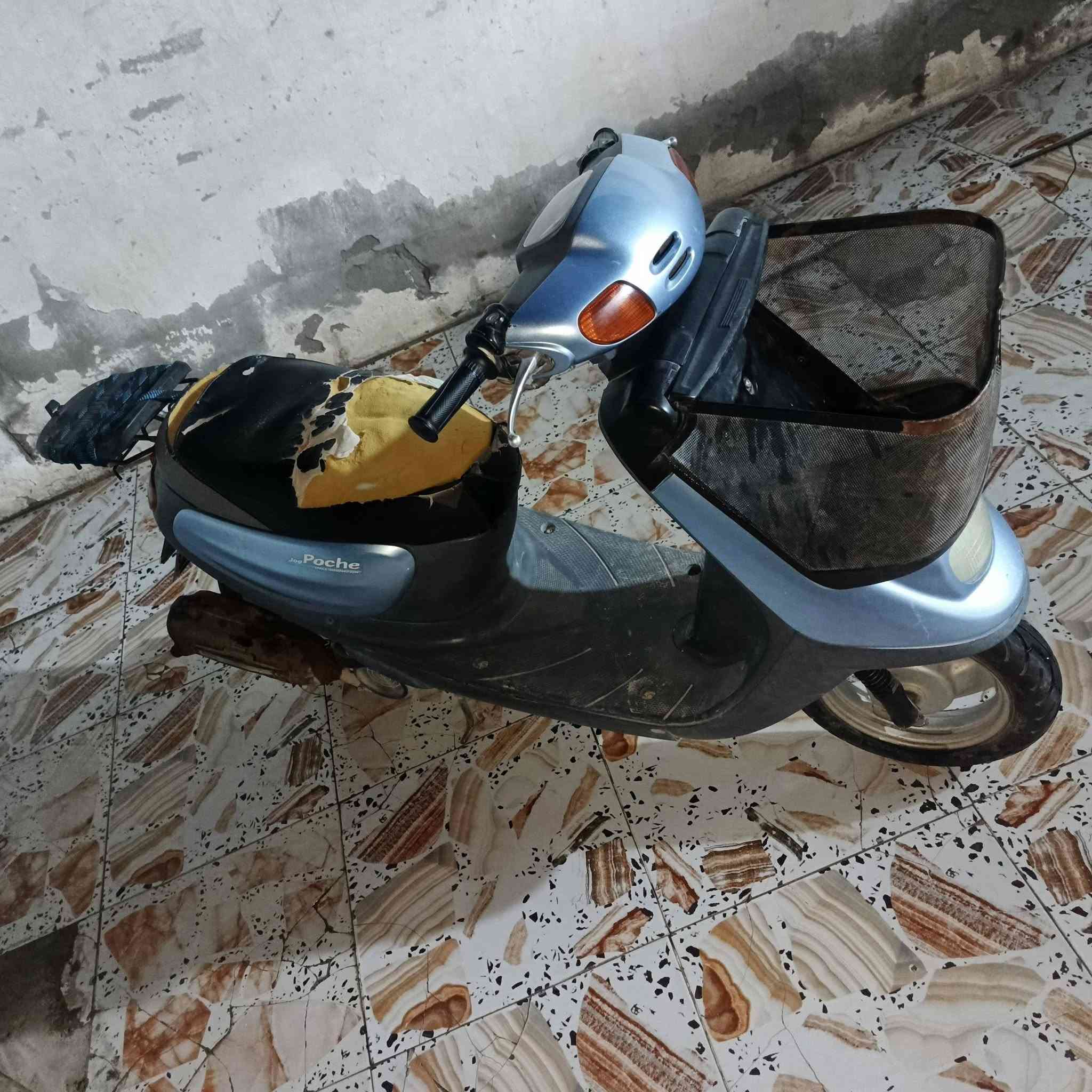 دراجه للبيع كهربائية شغاله مامفتوحه المكان كربلاء حي الشهداء السعر٦٥٠وبيها مجال رقم تواصل بي واتساب***********
