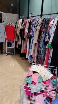 دانتيل ستور • ملابس