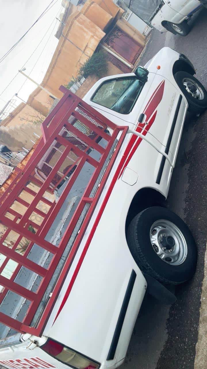 سەرەتا بەناوی خوای گەورەو میهرەبان 
نیسان تاک ٢٠٠٨
سەیارەکە ماڵی دۆستە تا بڵێ شتێکی جوانو پاکە
گێرو مەکینەی بێ عەیبە
یەک پەڵە بۆیاخی هەیە بە قاپی دواوەیە هیچی تری پێوە نیە سەنەوی تا ٢٠٢٨ تازەیە
سعری ١١٥ گەڵاو معامەلەیەکی برایانە
*********** السليمانية, العراق
