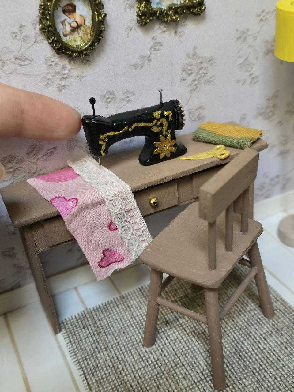 مرحبااا 👋 أنا مصممة مصغرات (Miniatures)، شغلي هو تحويل اي شي تحبوه إلى مجسمات مصغرة مصنوعة يدوياً بكل دقة وتفاصيل تاخذ القلب.. ♥️
او تحبون  تتميزون ب هداياكم 🎁✨ متجري يوفرلكم الي تحتاجو ❤️️
 وهذا جزء بسبط من اعمالي  . رابط حساب الانستكرام 👇🏻https://www.instagram.com/mini._.art00?igsh=cnd2cXBydmtvcnpv


**إذا كنت صاحب هذا الإعلان وتريد حذفه لأي سبب، رجاءا أرسل رسالة إلى الدعم الفني**