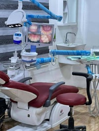 عيادة تاج • قرية السيد حمد • زراعة أسنان