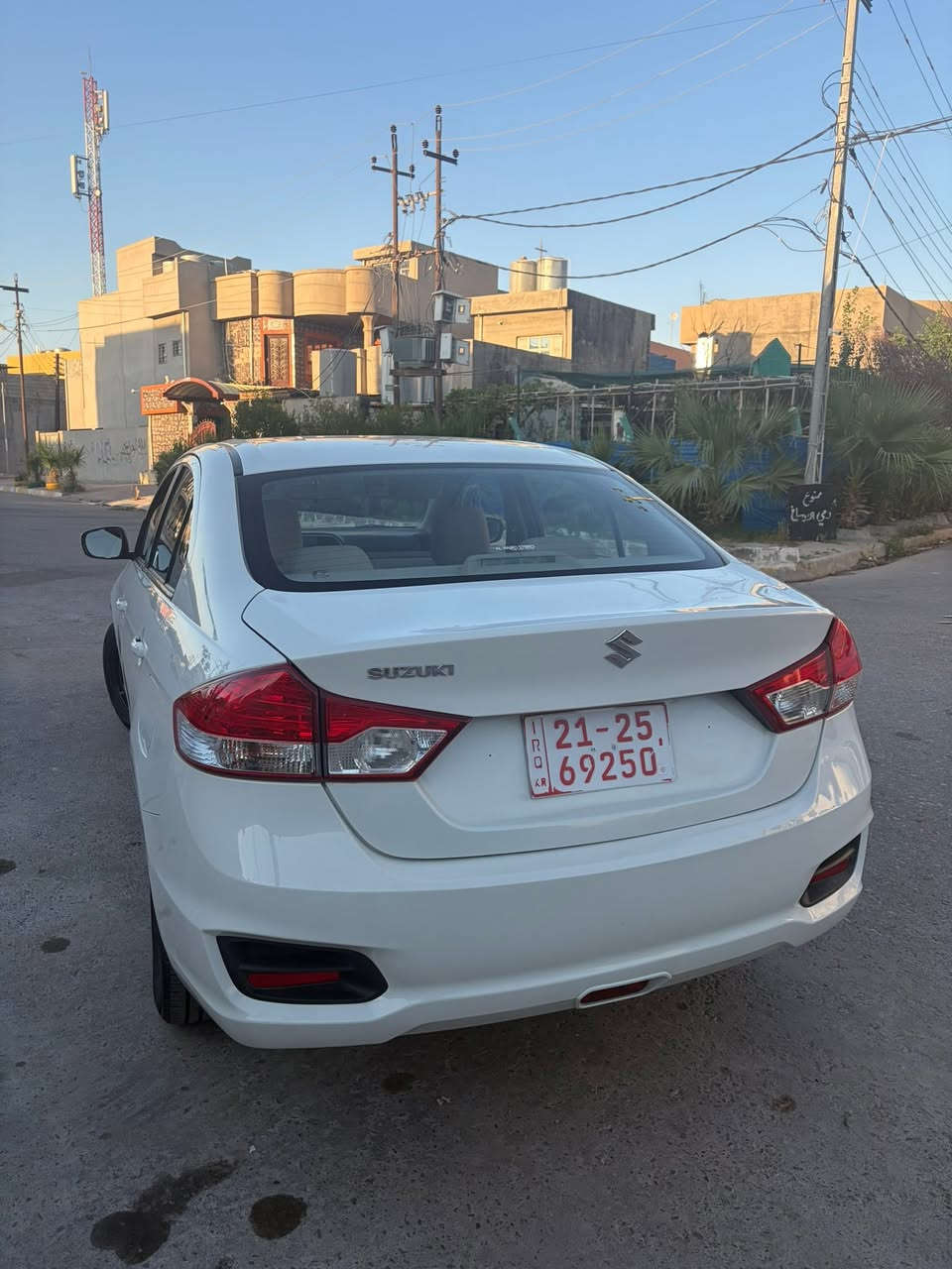 سازوكي
موديل 2023 كاتي 
شرط ترقيم بدون شواصي 
فول موصفات تبريد قطعتين 
جاهزه من كلشي 
بونيت وجامرلغين مبدل بلادي مصبوغ 
سعر 91 وبي مجال  للستفساً اكثر خاص او اتصال 
***********

