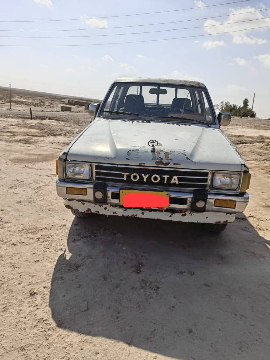 السلام وعليكم بيكم للبيع موديل 88 وضع شركه رقم بغداد تريد وكالة تريد تحويل السعر 47 وبيها مجال اتصال ***********)(***********
