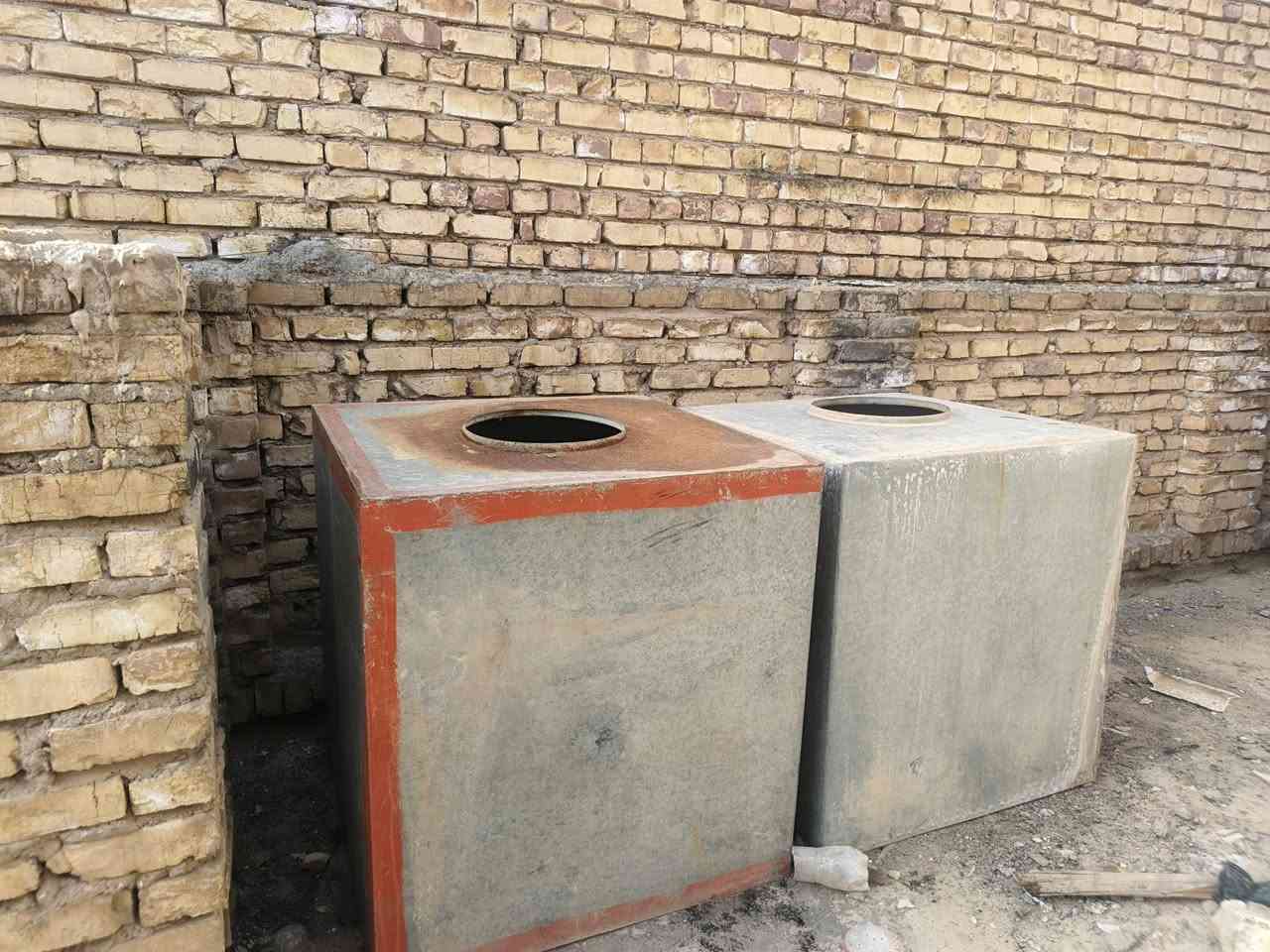 للبيع كونفيرة جديدة+ تانكيات ثنين الف لتر ***********
