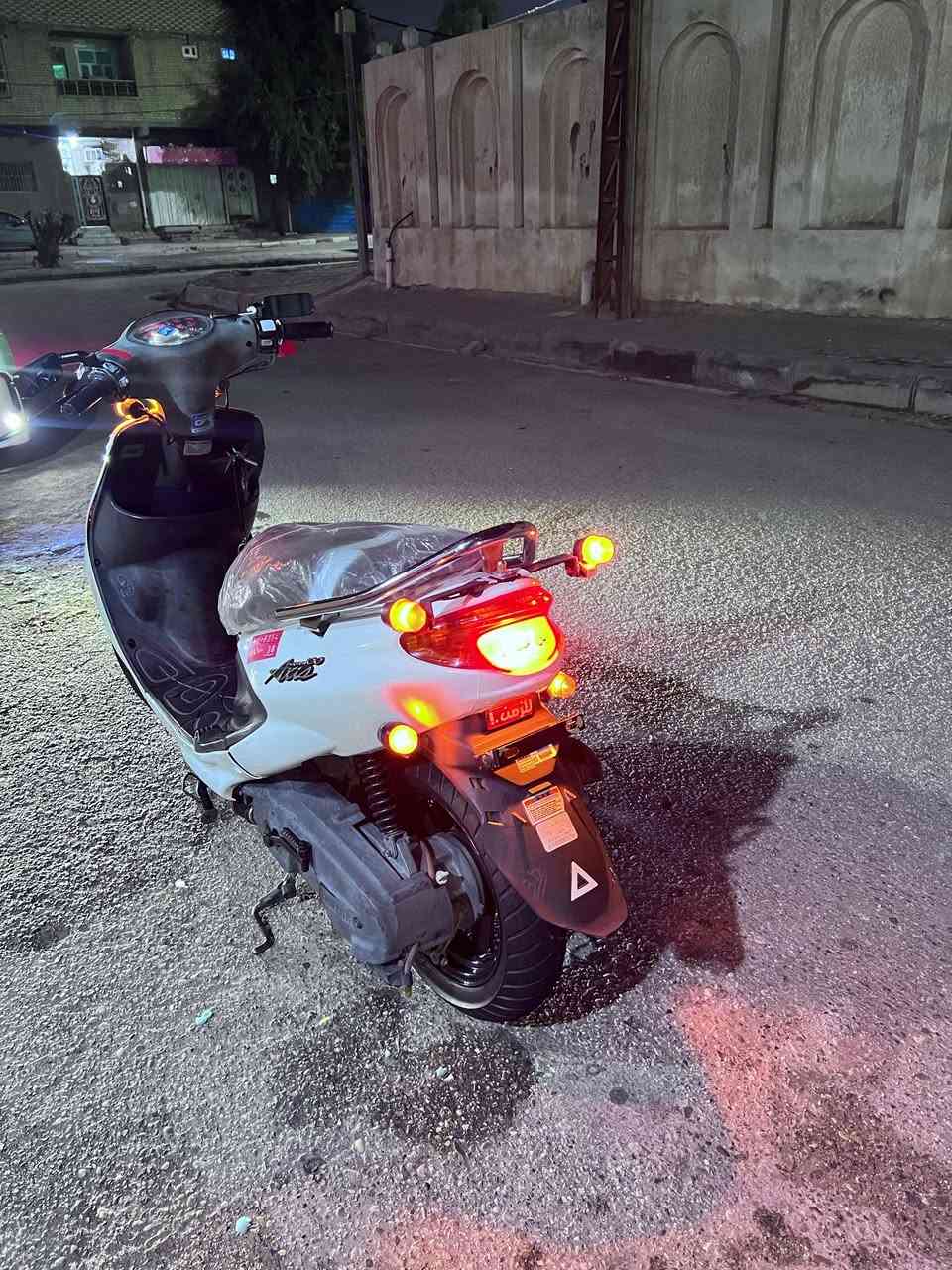 السلام عليكم
دراجه دولفين اكزز فحل للبيع
مكينه شرط عل فحص ما مفتوحه شلعه ومعدل خير من الله
كفراته تايوان طبق الاصل عن الاصلي 
ستاند كهربائي
سعره واتساب او اتصال ما عدي ماسنجر
***********
بروح الحسين المو شراي لا يخابر ولا يراسل 
العنوان السماوه الحيدريه
