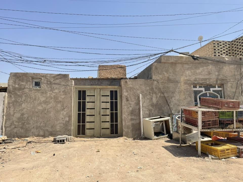 بيت  بلديه للبيع  125 متر غرفتين وصاله ومطبخ وستقبال 

موقعه حي العسكري على شارع السبيس موقع تجاري 
مقدم علي بي سند 25


**إذا كنت صاحب هذا الإعلان وتريد حذفه لأي سبب، رجاءا أرسل رسالة إلى الدعم الفني**