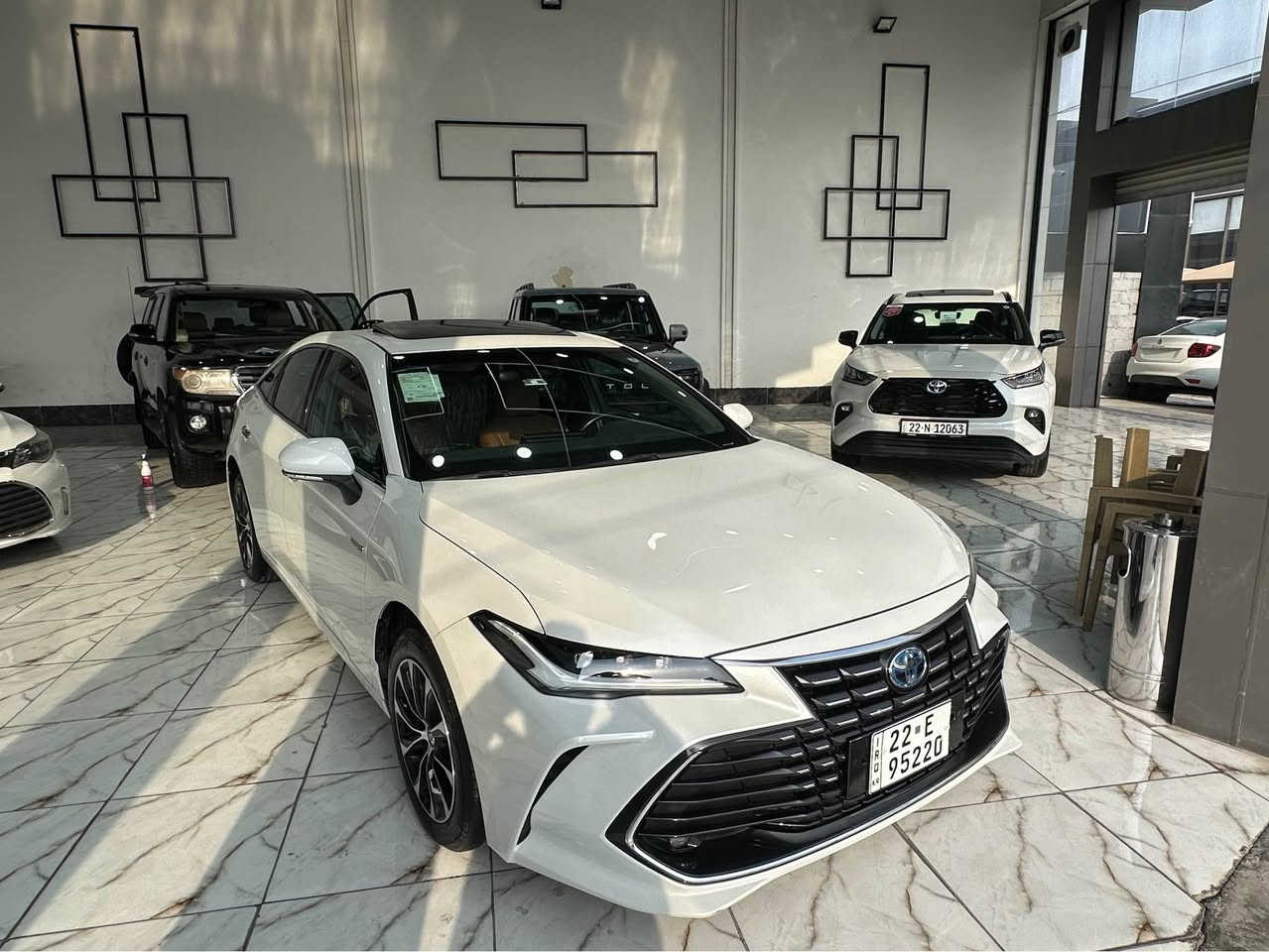 تويوتا أڤلؤن
موديل-2024
تجميع-صينى
مواصفات-فول- 
كيلومتر-11000
محرك-بزين-هايبريد
0750 711 5442
0772 152 5442 أربيل, العراق
