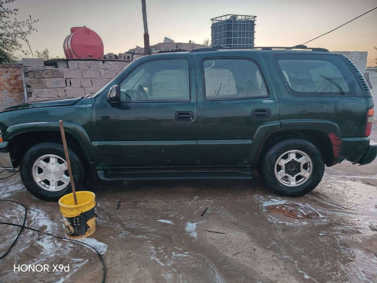 السلام عليكم سياره تاهو ٢٠٠٢ كفاله من ضربه وبيهه مكينه بيه ضعف رقم بغداد ومداور ثاني يوم رقمي ***********وهاذا ثاني ***********
