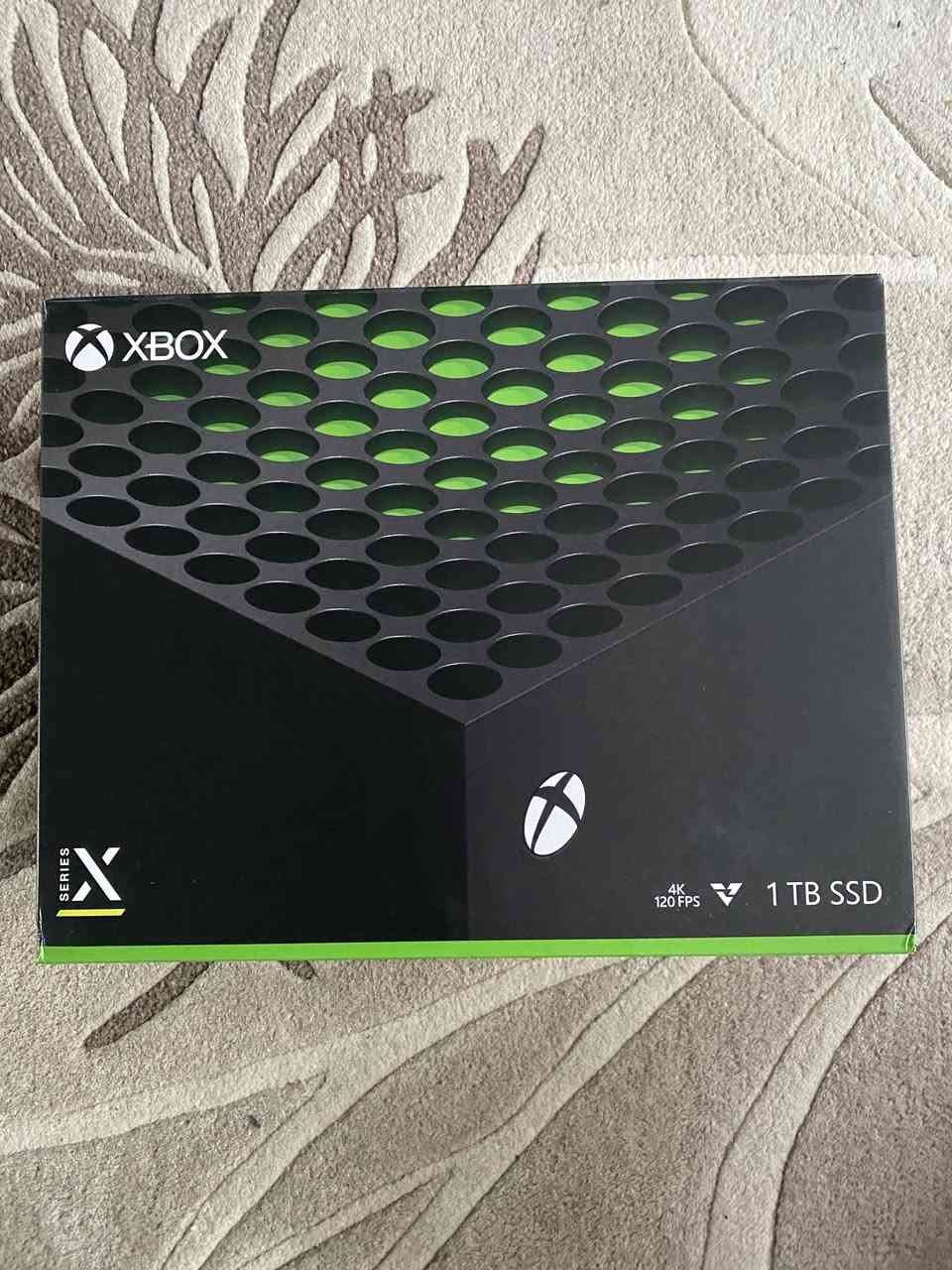 سيريس اكس اخو جديد استعمال شهرين فقظ اخذته جديد 
اصدار نهايه ال  24 بي  اشتراك كيم 
ستاند ومبرد اوتو جوستك الاصلي وغراضه الاصليه  و جوستك اضافي كيم سير 
جهاز شخط مبي بنايلون  سعر 675 مكان بغداد الاسكان- المنصور
*********** وتساب
