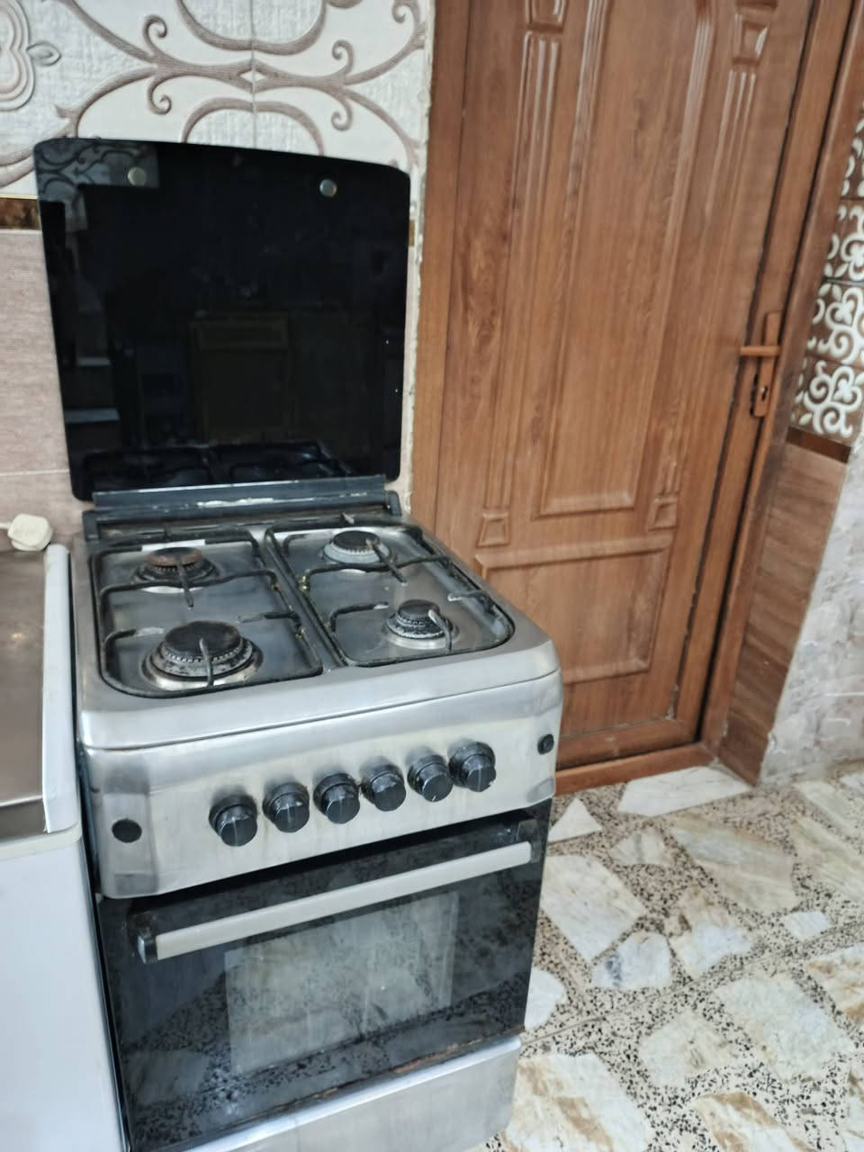 اغراض كلش نضيفات للبيع نضيفات وشغالات للاستفسار على الخاص


**إذا كنت صاحب هذا الإعلان وتريد حذفه لأي سبب، رجاءا أرسل رسالة إلى الدعم الفني**