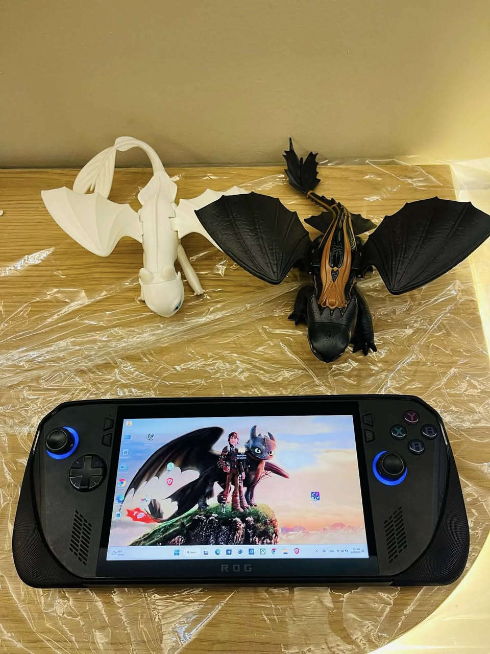 اسوس روك الاي اكس واحد تيرا جهاز نضافه 100 ومكفول من كلشي ع فحص وملحقاته كامله باكيت وشاحنه فقط وعندي ملحقات اضافيه 
سعره 885 قفله 
بغداد خطيب شعله 
***********
رام سان ديسك الترا 512 شرط اصلي ب75
حافظه 25
ادبتر يعرض شاشه 25
ومتوفر هواي احهزه العاب محموله وملحقات مناسبه اتصل وادلل❤️
