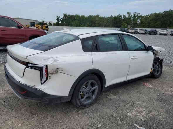 بإمكان إدخال السياره بكتاب شهداء
*كيــــا(K4)(LX)موديــ2025ـل*
*السعر118مصلح واصل للميناء*
 واصل (مصلح) بدون كمرك 
سيارة حاليا في دبي 
(مكتب الماجد الأستيراد السيارات الوارد الأمريكي والكندي) 
(العنوان ، البصرة ، سفوان،  )
ولدينا وكلاء جميع محافظات العراق
 اتصال او واتساب :
( حسام الماجد) 
***********
‏***********
