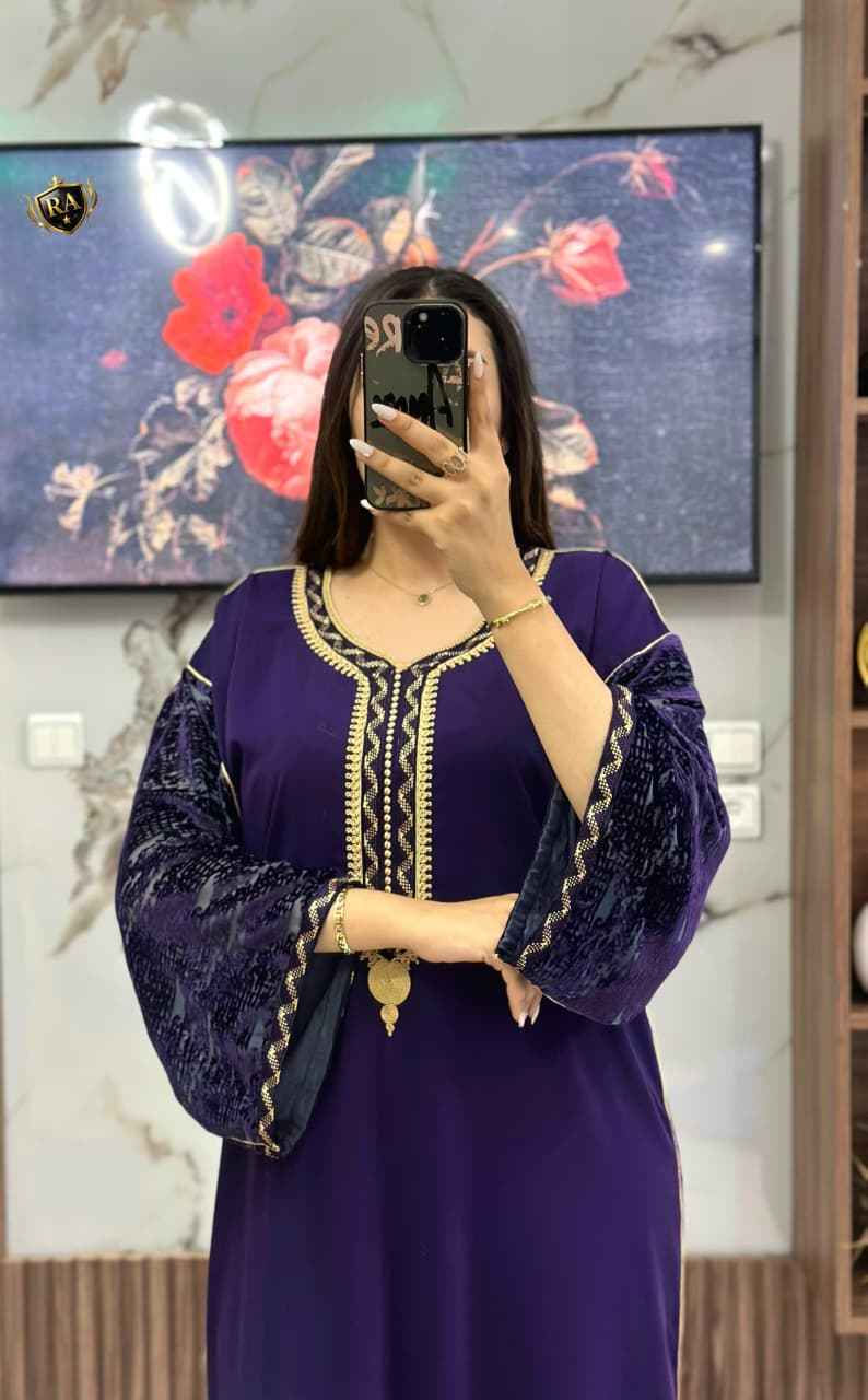 🟤💫  *جديد  new* 💫🟤
________________________________________
🟠قفطان  فصالة مخزنية 🛎 أنيق للافراح و المناسبات 
🟤ثوب كريب سامبل و كمام مبرة ثليجة حرة ✨من النوع الممتاز رطب و طايح 
🟠مخدوم بلقيطان و بالسفيفة أصلية 
🟤مطروز بالطرز كاطفيل ورباطي  بجودة و إتقان 
🟠⚡متوفر بألوان رائعة ⚡⚡

🟤المقاسات ⬇️⬇️⬇️⬇️
الطاي 1:    M   L   XL
الطاي 2:    XXL 3XL 4XL


**إذا كنت صاحب هذا الإعلان وتريد حذفه لأي سبب، رجاءا أرسل رسالة إلى الدعم الفني**