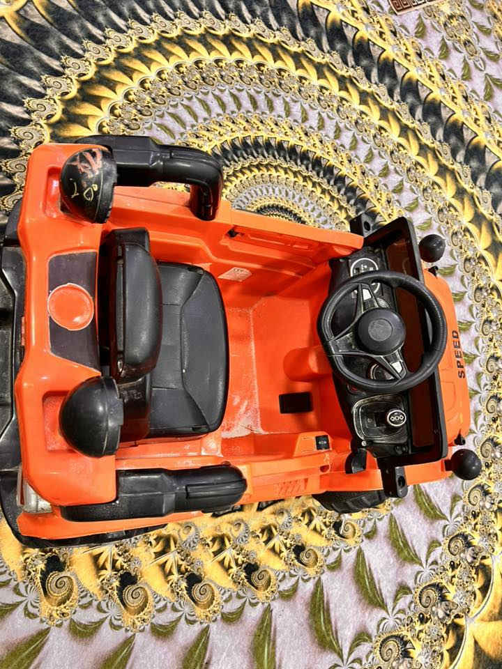 سياره شحن للبيع شغاله كامله سعره 100مكاني بصره ابي الخصيب *********** راسلني عل فيس هم موجود
