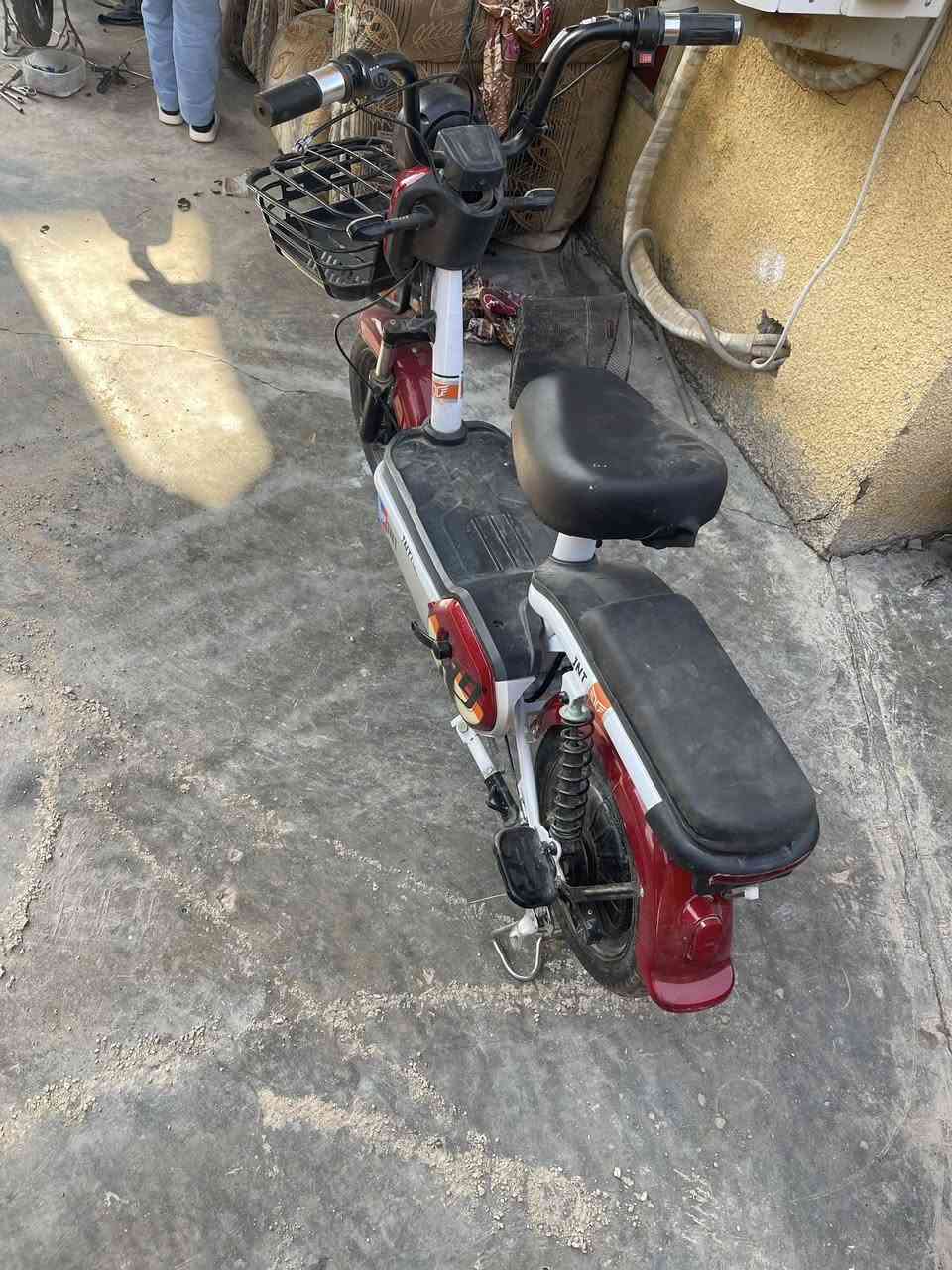 دراجة شحن للبيع نقص بطاريات المكان بغدا 
السعر 75رقم***********
