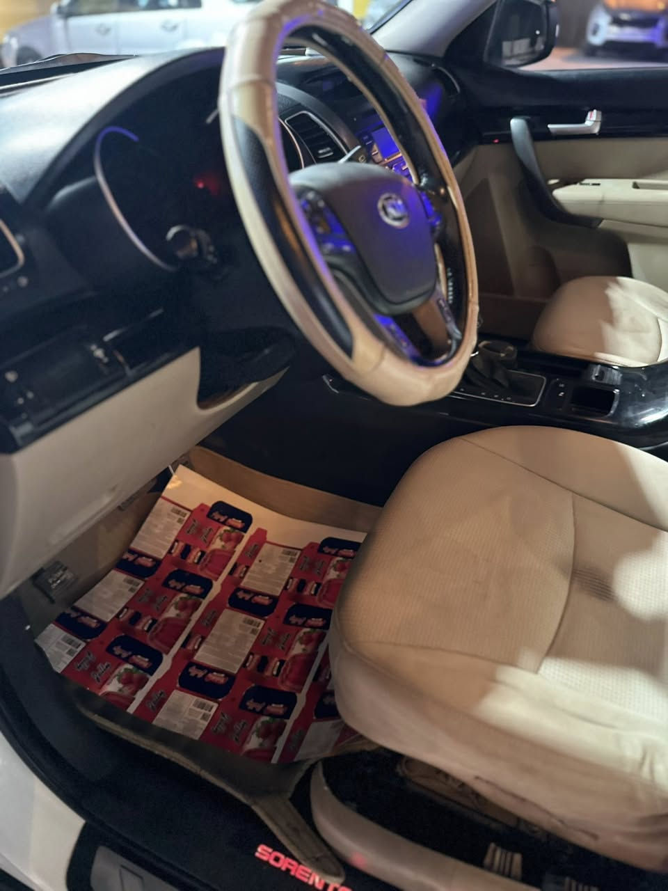 كيا سورنتو مديل ٢٠١٥ خليجي ٧ راكب محرك ٦ سلندر ماشيه ١٩٠  ،سيارة بصمه ،ضربات بيها موضح بالسونر ،سيارة من ٢٠١٥ ع ايدي مال جناي الله شاهد ،سعرها ١٦٥ وبيها مجال قليل حك الجيه ,رقمي *********** متوفر واتساب
