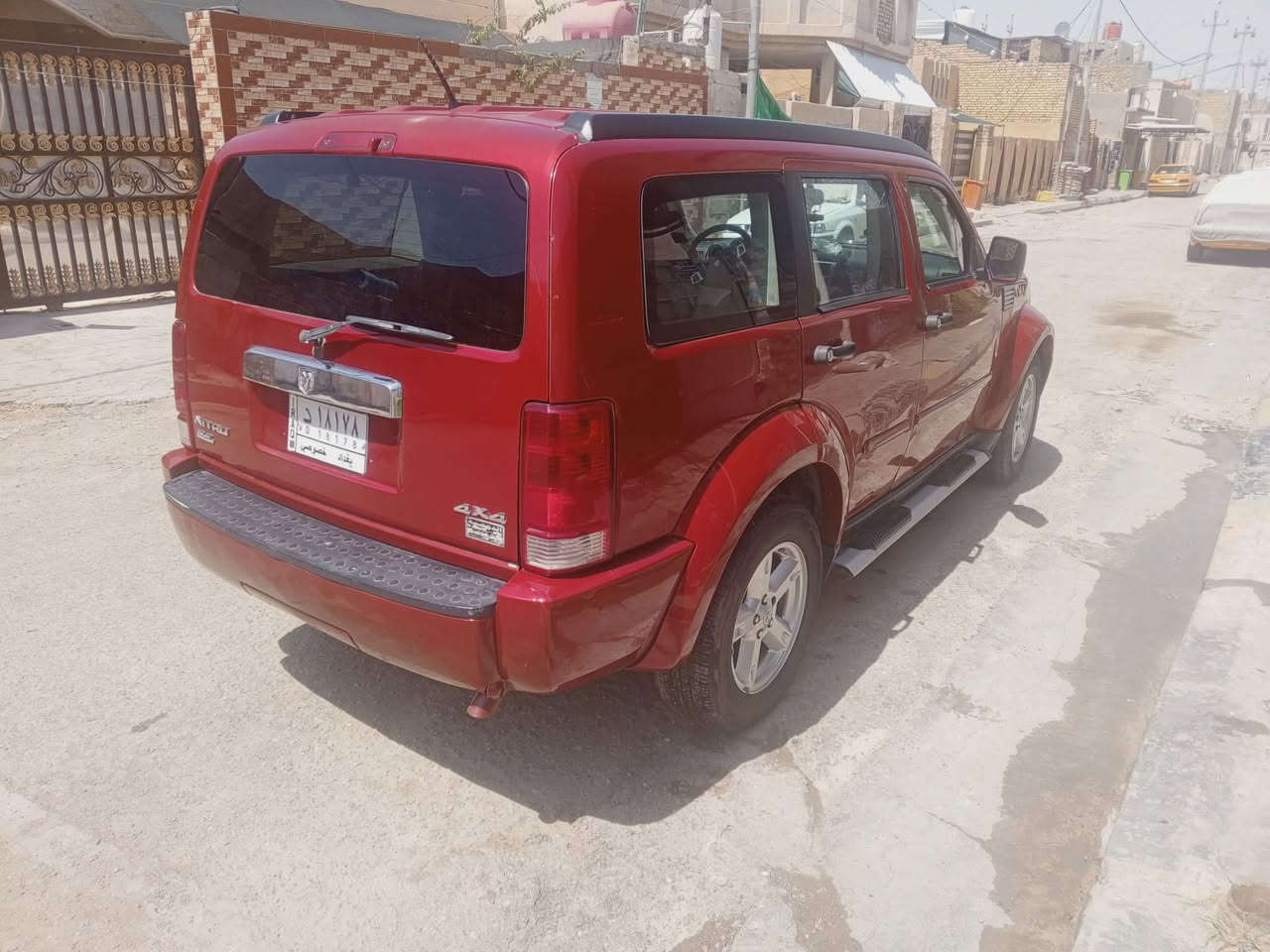 السلام عليكم
دوج نترو 2008 بيع اومراوس حسب الاتفاق
مكينه وكير جدد 3700 ابلاد 
تبريد ثلج كهربائيات فول 
سماعات دمام 
سياره جاهزه 
سعرها 90
مكاني كوت داموك ***********
