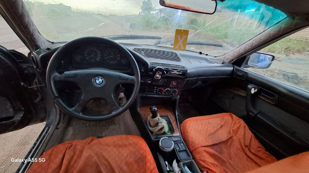 Bmwرقم انبار سياره جاهزه من كهربايات وكلشي ما عده الحداده يرادلها ترتيب كير مكينه يخبل مكان السياره قرنه اتصل للاستفسار *********** القرنة, البصرة
