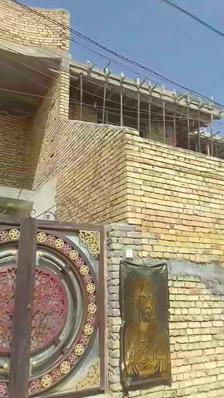 خلفه بناء متفرغ ومن الله التوفيق ربي يرزق ***********

