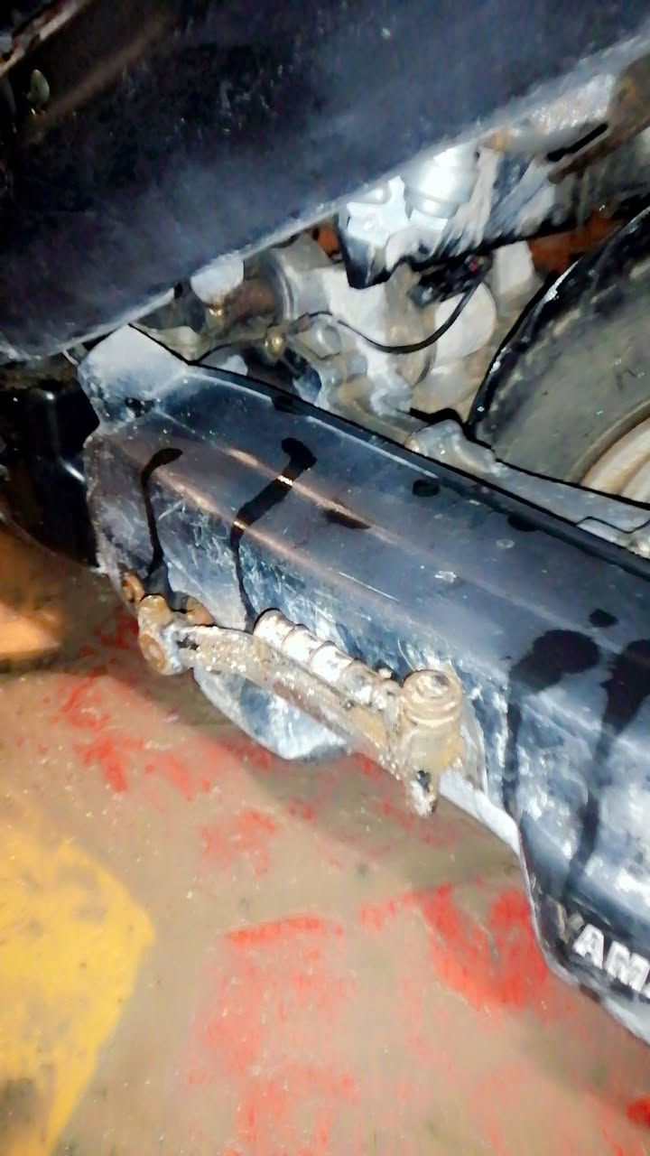 سلام عليكم دراجه خمسه زروف للبيع 
سلام عليكم دراجه خمسه زروف للبيع كلشي ما بيه المكينة ناعمة مابيه صوت هندر وحده تشتقل شلعا و معدل تخبل نقصها بس باتري السعر 200 وبيه مجال مكاني البصره زبير ***********
