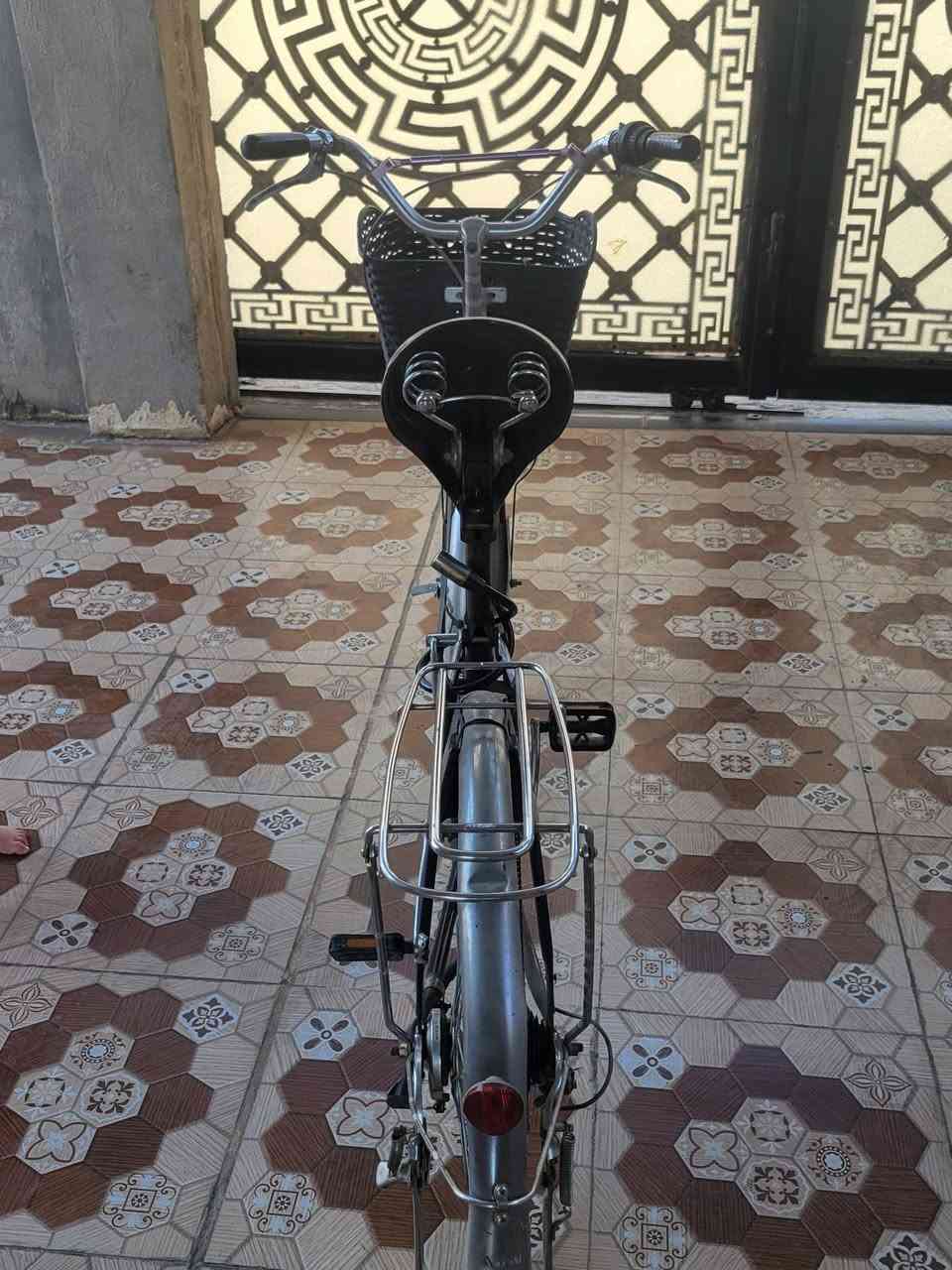السلام عليكم
السلام عليكم بايسك ياباني للبيع حجم 27
6 كير 
بايسكل كلشي ما بيه ونظيف كلش تعال شوف وافحص 
سبب البيع اخذت ماطور شحن وما بحاجته
السعر:65 ألف
للتواصل واتساب:***********
