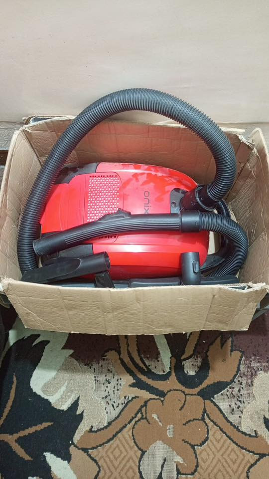 مكنسه منزلي  مستعمل أسبوع بس جديد للبيع بسعر 50وبي مجال للاستفسار الاتصال عالرقم ***********
