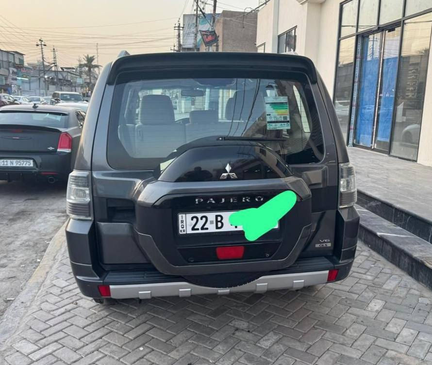 بيع مستعجل باجيرو موديل 2015 ( خليجية السيارة)
لون رصاصي فيلي السيارة جديدة كولش و على وضع الشركة و مبيها اي نقص ماشية 153 الف حقيقي 
مكان السيارة بغداد 
رقم اربيل جديد تحويل مباشر
مواصفاته 
كامره خلفية حساسات خلفية 
محرك 6 سلندر حجم 3500 
شاشة اندرويد  عليها منظومة غاز LPG  
حكومية جداً اقتصادية
مروحة محرك كهربائية 
مروحة تبريد إضافية 
4 تايرات جدد
صدر جديد نوزلات و منظومة وقود جديدة 
داخل السيارة بلادي و كولش نظيف

ال💎ــسعـر 🟥 :: رقم (1) تلـقـائـي 📮

رقم صاحب ســـيـارة :: ***********
