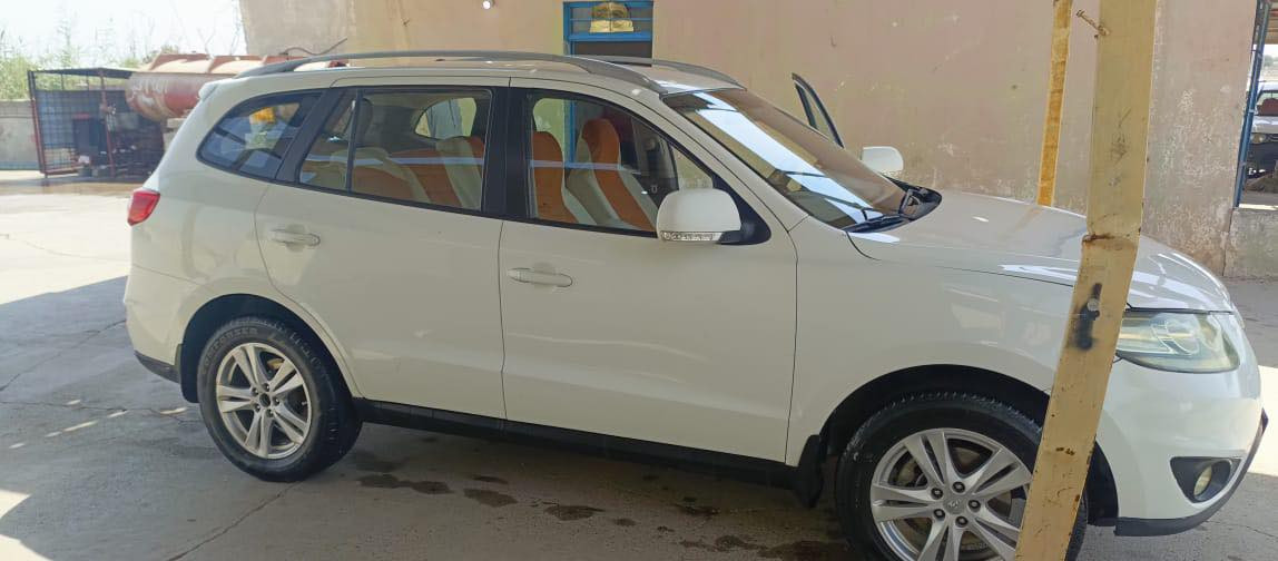 أعاده النشر بسبب الوعود الكاذبه 
السلام عليكم
سنتافي للبيع
2012
 محرك ٦
7راكب 
شرط التحويل
سنويه ل٢٠٢٦
الضرر موضح بل سونار
مكان السياره بيجي السعر 125البيع نقد
رقم الهاتف *********** // ***********
