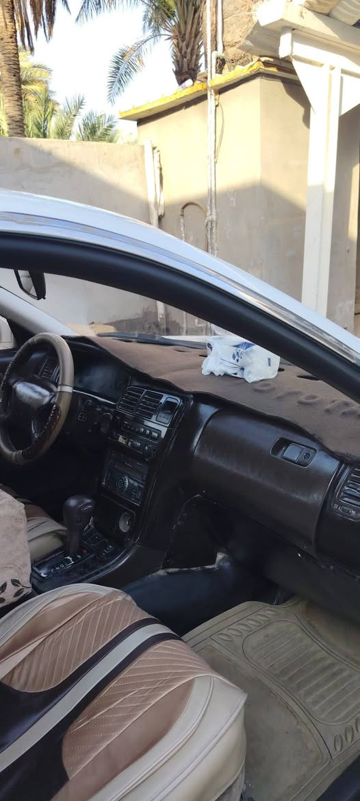 سلام عليكم مارك 93 بغداد مكفوله فقط شبر بالجاملغ الخلفي محرك صارله سبوع من شاده كير خير من الله تبريد غير شغال حداديه خير من الله السعر  54 وبيه مجال *********** الحله الحمزه الغربي
