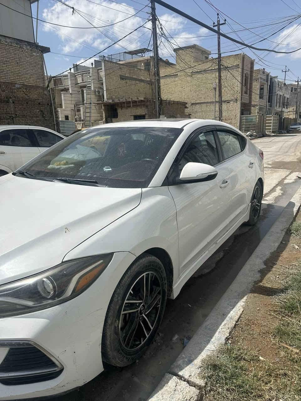 ‏ النترا وارد أمريكي سبورت2018
فول ‏مواصفات ‏بيه قطعتين بدون دوخل 

‏تشغيل بصمة 

‏حساسات 

‏كاميرا دوارة

‏ تفئة كشنات 

‏ فتح السقف 

‏ شفتات استيرن 

شاشه جبيرة 

فول وباقي مواصفات ال سبورت معروفة 

‏مكاني بغداد شهداء البياع

رقم ***********
