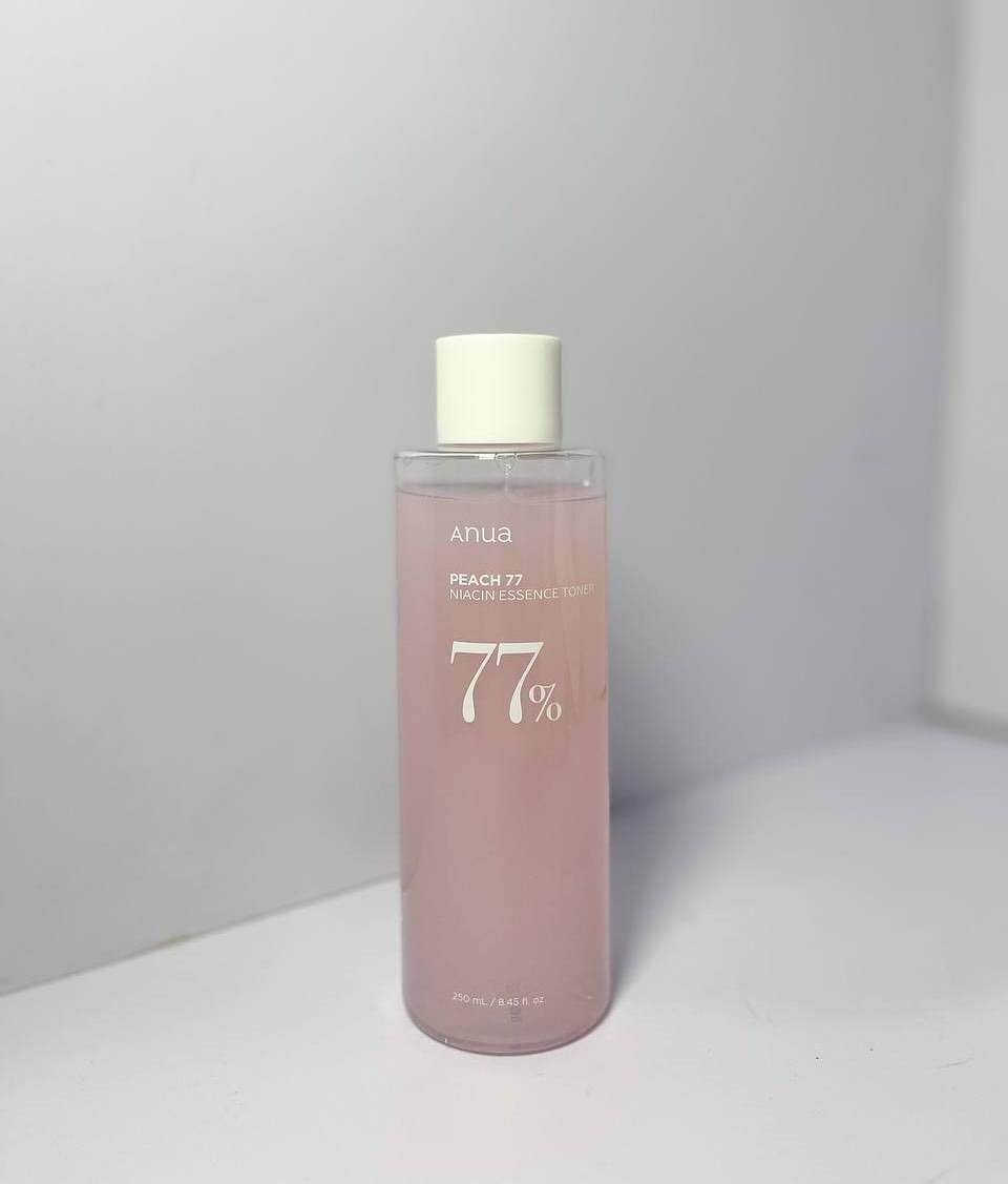 ✨ تونر الخوخ 77٪ من أنوا – Anua Peach 77 Niacin Essence Toner ✨
🌸 فوائد التونر :
★ يرطب البشرة ويعطيها نعومـة مناسب للبشرة الباهتة ويفضل استخدامه يومياً صباحاً ومساءً
★ يوحّد لون البشرة ويقلل من ظهور البقع الداكنة والتصبغات.
★يحتوي على Niacinamide لتفتيح البشرة تدريجيًا وتحسين ملمسها.
★يعزز إشراقة البشرة ويجعلها أكثر حيوية وصحية.
يساعد على توازن البشرة الدهنية والمختلطة ويهدئ الاحمرار.
1. بعد تنظيف الوجه، ضع كمية مناسبة من التونر على قطنة أو مباشرة على اليدين  مناسب لجميع انواع البشرة المنشأ / كوريا 🇰🇷
للطلب والاستفتار دايركت 
﹏﹏﹏﹏﹏﹏﹏. 🩷⋆˚🧁✧˚.🎀


**إذا كنت صاحب هذا الإعلان وتريد حذفه لأي سبب، رجاءا أرسل رسالة إلى الدعم الفني**