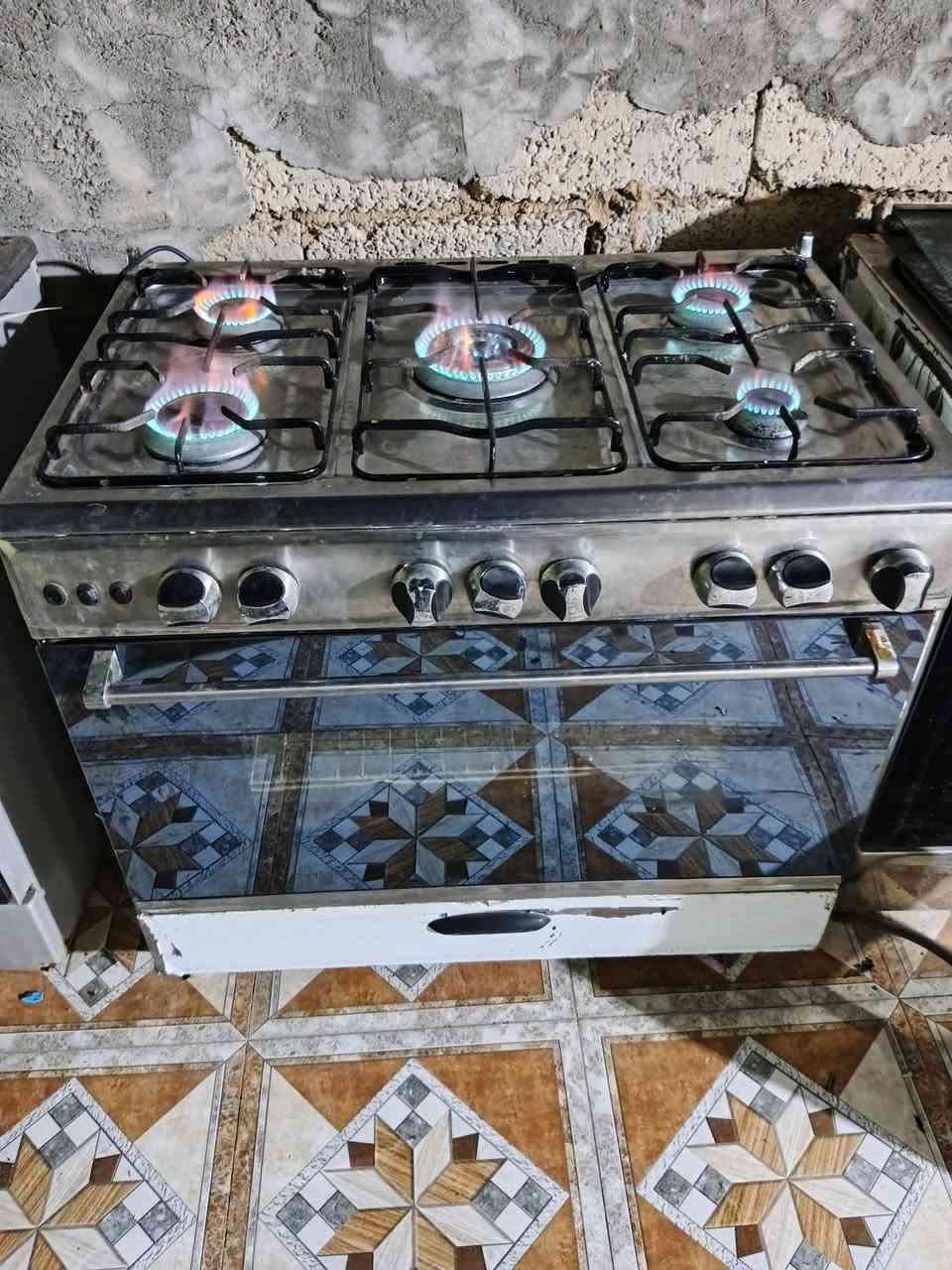 طباخ فريش مصري نضيف شغال ب١٥٠


**إذا كنت صاحب هذا الإعلان وتريد حذفه لأي سبب، رجاءا أرسل رسالة إلى الدعم الفني**