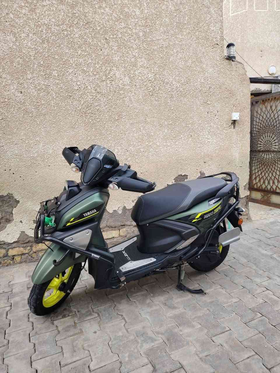 السلام عليكم
زت ار نظيفه موديل 2024 
وتفحص وين مايعجبك كامله وكلشي ما مبدل بيه ودرع بيه  وسعرهه خاص " ومكاان سماوه
والاتصال ع رقم ***********"
