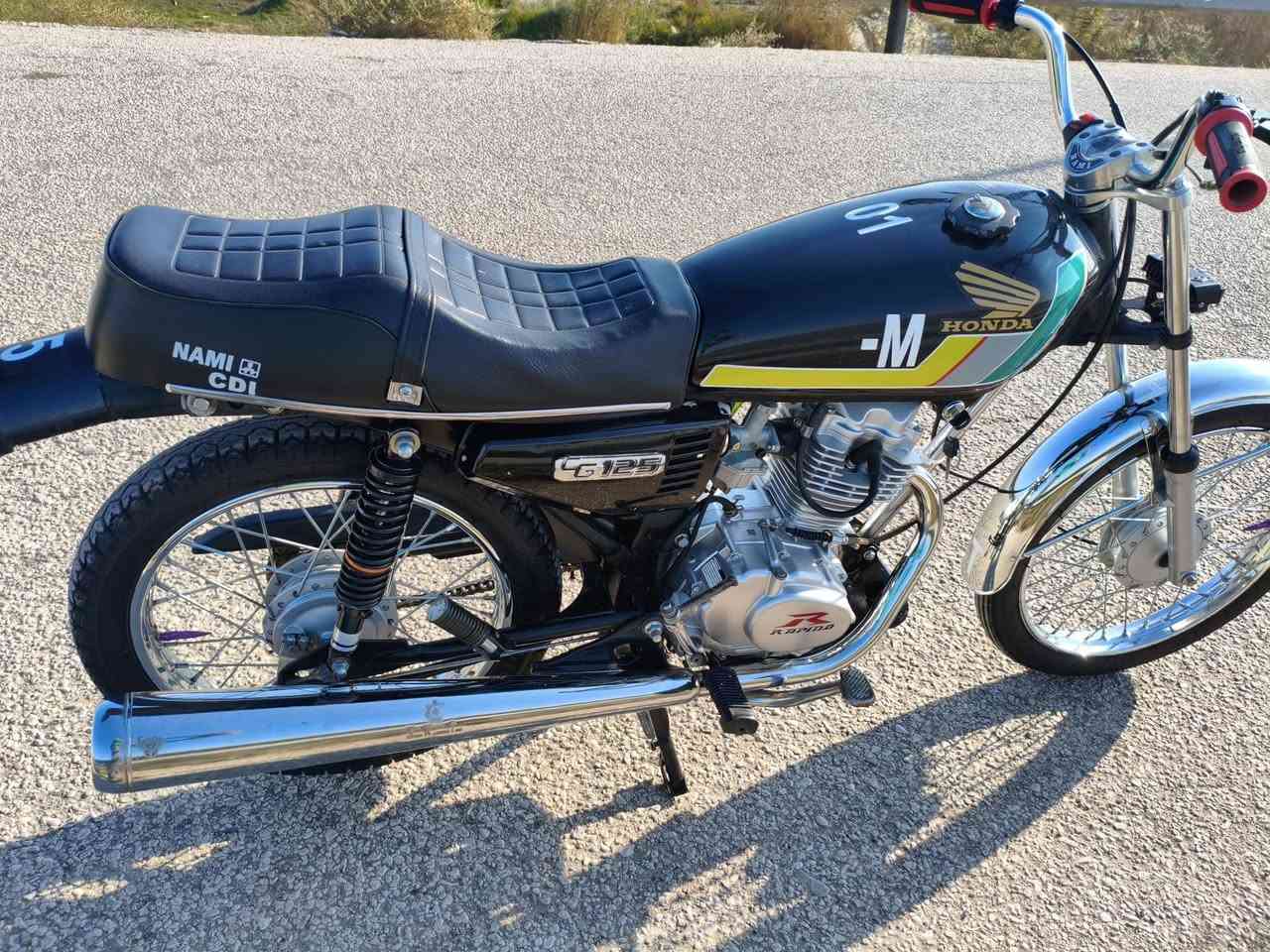 السلام عليكم اربعه كير تعمير شاصي 18 اوراق استنساخ (سكنر) الدراجه كلش مرتبه مامفتوحه مكفوله السعر 600 وبيها مجال المكان النجف جسر ام عباسيات تواصل *********** واتساب فقط
