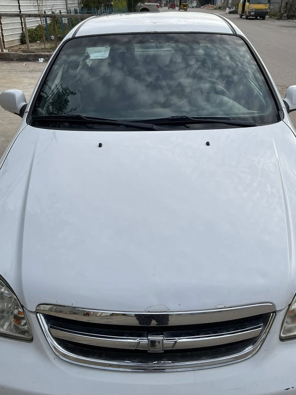 السلام عليكم
اوبترا 2012 للبيع رقم بابل بأسمي رقم دولي جديد وهزه لشهر السابع تنتهي يعني متعبك لا ادخال هزه ولا تبديل لوحات فقط  تحويل ملكيه بيها صبغ جاملغين الامامي بدون ضربه
كير ومكينه مبدلات حاويه ماشيه 335 الف قابل للزياده
تبريد جان منقص غاز ومن فتحت الدشبول وسويت التدفئه بطريقي بدلت واشرات و شحنته غاز وبعد ماشغلته 
يعني تدفئه شغاله وتبريد شغال السعر 78 وبيها مجال بسيط
***********
مكان السياره خلال الدوام بالنهار بالكراده
وبعد الدوام بالمحموديه
