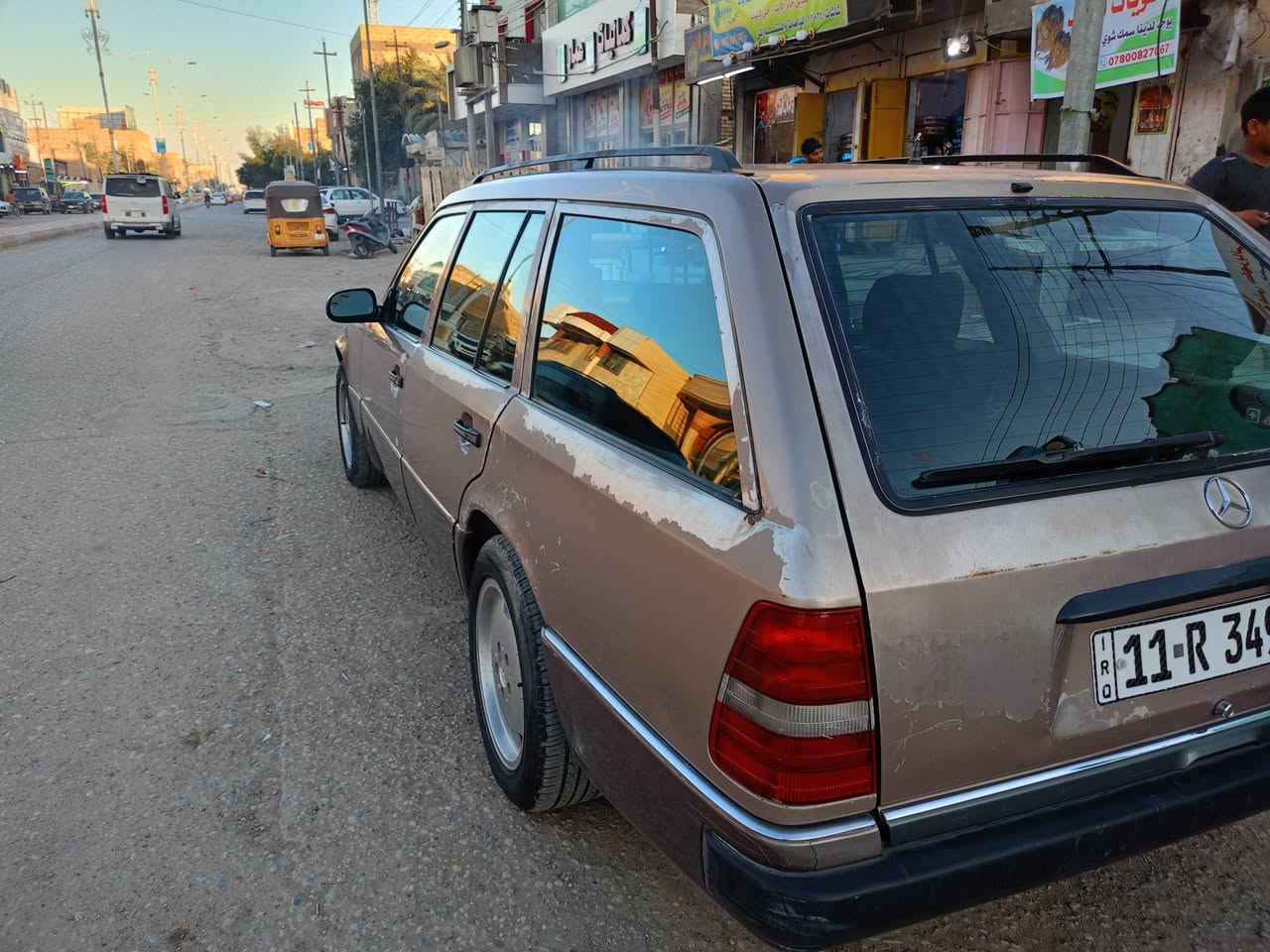 للبيع مارسدس دب ستيشن مكفوله من الضربه والخياس قواعد دبل والصبغ جارد حداديه جديده تبريد شغال موديل 1992 مكينه بلاد اربعه سلندر نوزل كرهبائي للاتصال *********** السعر 60
