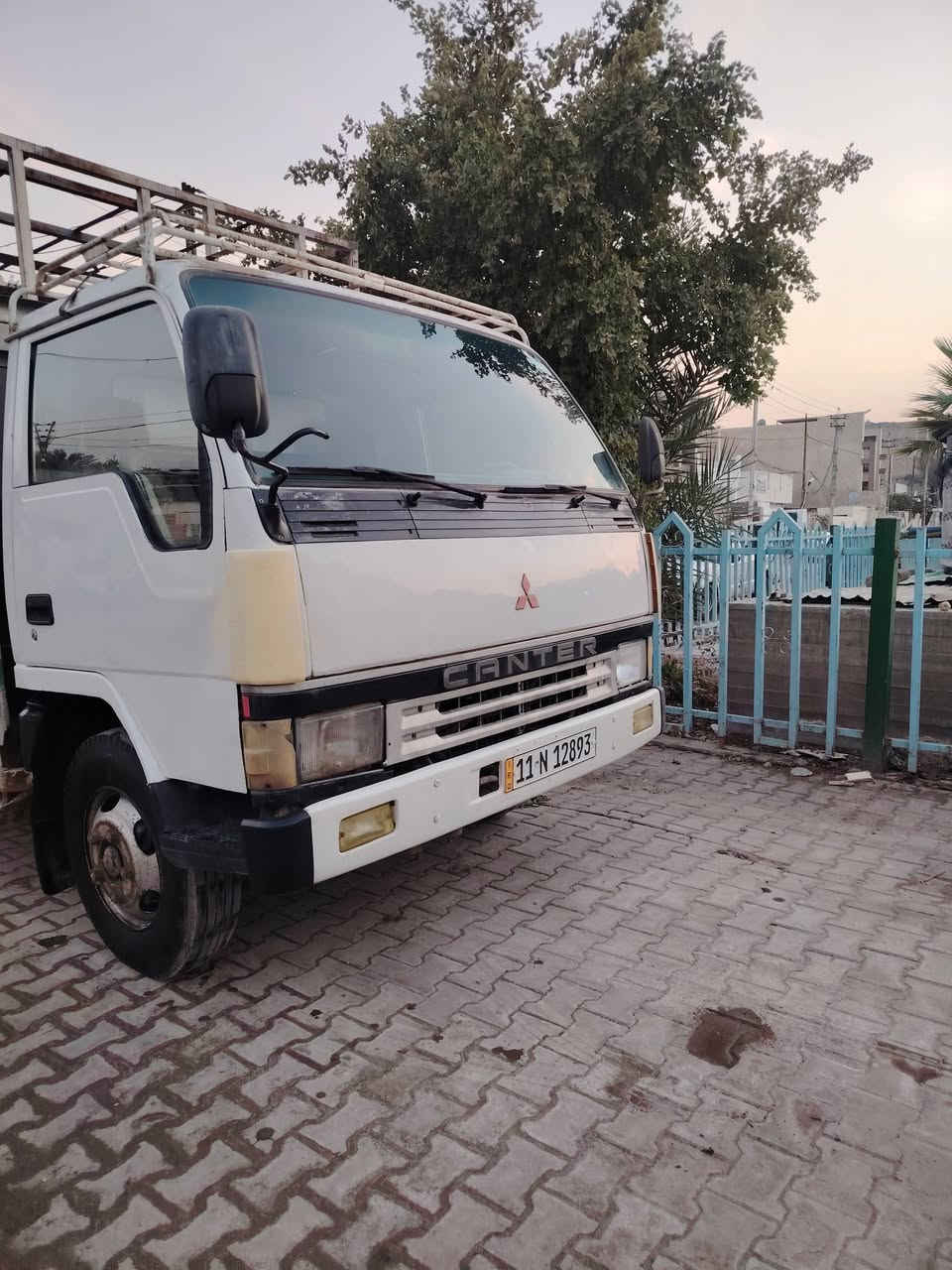 كنتر موديل ٩١ البيع
رقم بغداد انكليزي كير مكينه كسل شاصي خير من الله
طول البدي ٥ متر السعر ٩٥ ورقه وبينها مجل*********** وقماره بدون صبغ
