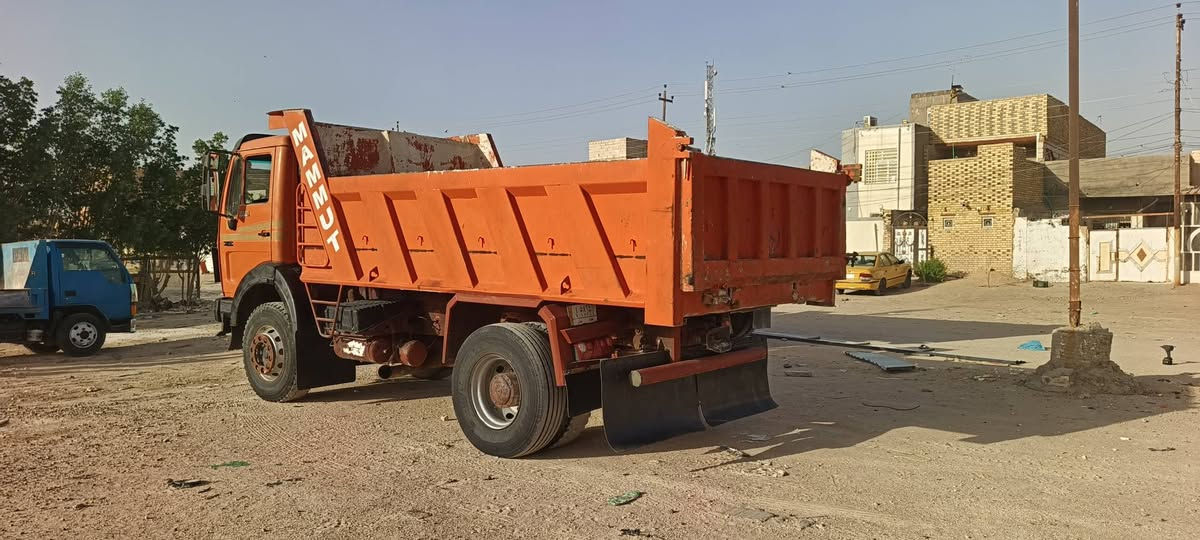 للبيع البي موديل 80 مكينه 8 كير 25 اكسن جي اف شاصي مكفول رقم بغداد الماني سنويه جديده سياره جاهز العمل سعر 145 بيه مجال مكان السياره نجف ستفسار ***********
