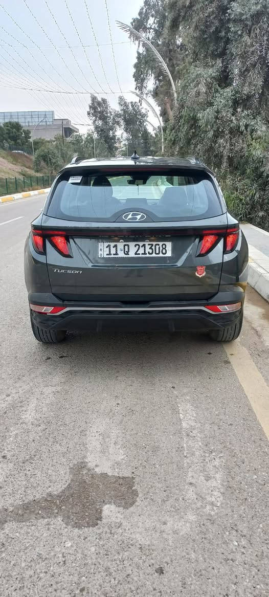 السلام عليكم
للبيع توسان موديل 24
بيها ضرر قطعتين بدون دواخل 
وشويه يم قبق البانزين 
 وحالوب بل قماره ولبنيد مامبين 
السعر 170 
العنوان ديالى بعقوبه 
هاتف ***********
الشراي يتصل وبل خدمه
