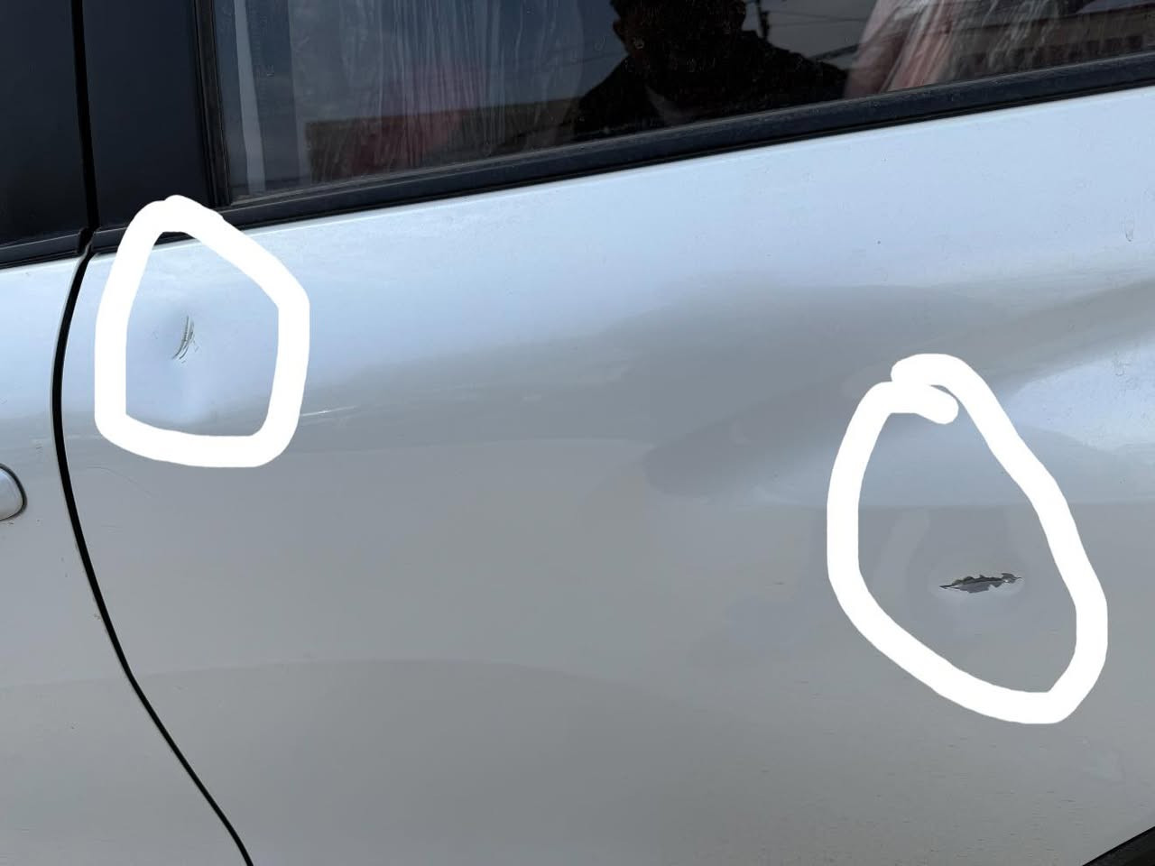 كورلا كروس ٢٠٢٤ سيارة فول مواصفات ما عدا كشن كهرباء فتحة بصمه تبريد قطعتين كشن جلد. ماشية ٣٥ الف فقط بيها رصعات ثنين يرجعون بارد و تكحيل كارت السعر ٢٤٨٠٠ وبيها مجال  الضرر موضح بالصور

العنوان بغداد البلديات
‏***********
