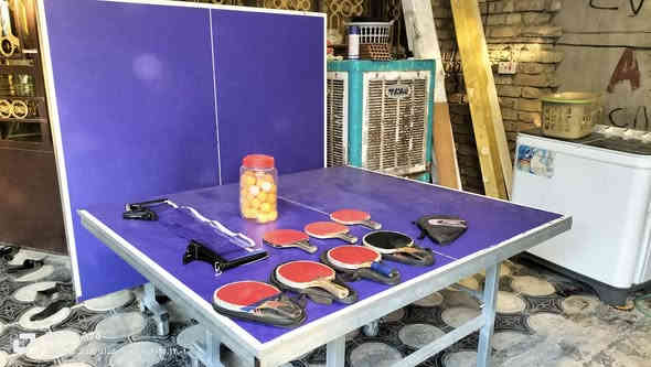 السلام عليكم  منضده للبيع. نوعيه جيده جدا.  مع ملحقات. 7ركت   4 ركتات اصليه سعر الواحد 25الف و3 عاديات 
 وشبجه اصليه. سعره 30الف.  مع الكراة  ابيع الكل  275 الف. العنوان. سبع اقصور. رقم الهاتف ***********
